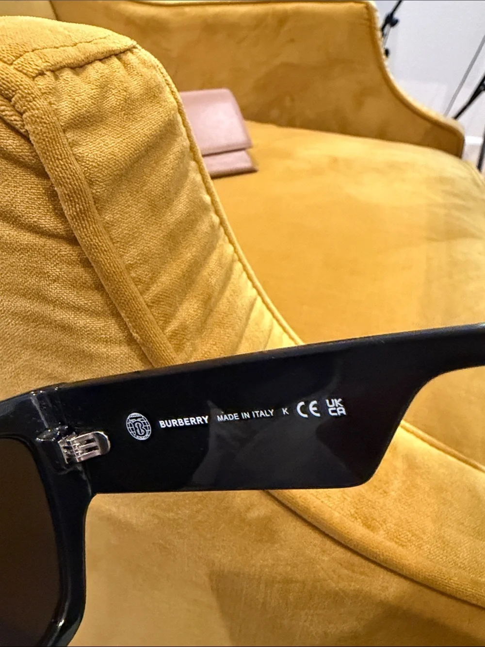 Burberry authentic micah